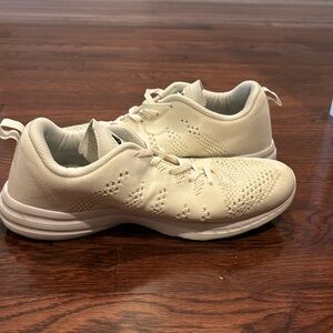 APL running shoes size 10 used